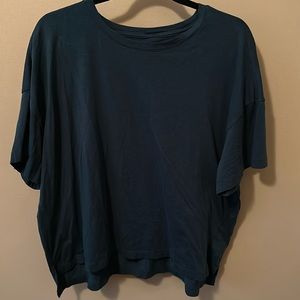 Blue FLX workout/leisure shirt, size XL.